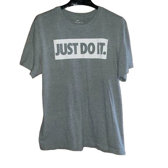 Nike Just Do It Short Sleeve Graphic Tee-Shirt - Picture 1 of 7